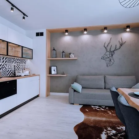 Adam I Cicha Woda Apartament *